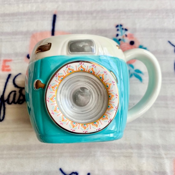 LAST 1! 📸 Vintage Camera Mug 📸 - Picture 3 of 7